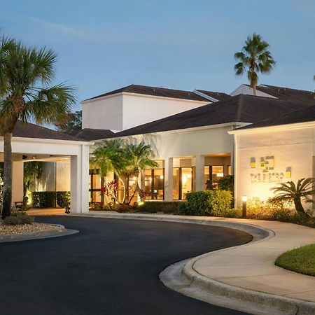Courtyard Melbourne West Otel Dış mekan fotoğraf