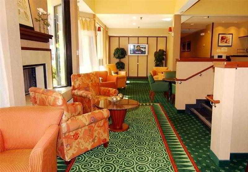Courtyard Melbourne West Otel İç mekan fotoğraf